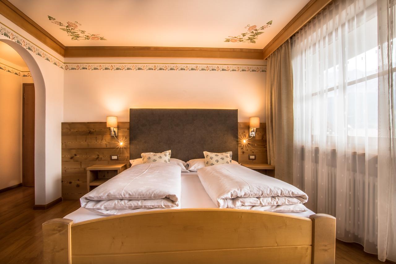 Ciasa Montanara Hotell La Villa  Eksteriør bilde